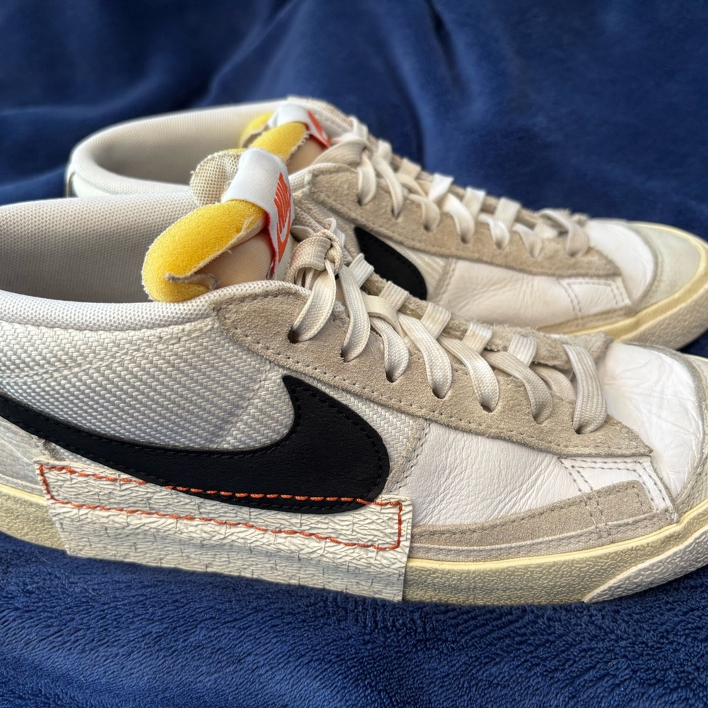 Nike Blazer Low Pro Club Shoes Sneakers FJ3694-100 Men Sz 8.5 Great Condition